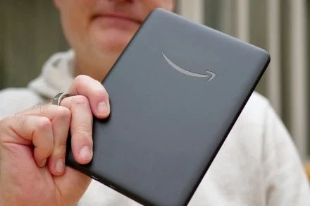 Which Kindle Should You Buy in 2026? Paperwhite, Colorsoft and Scribe Compared