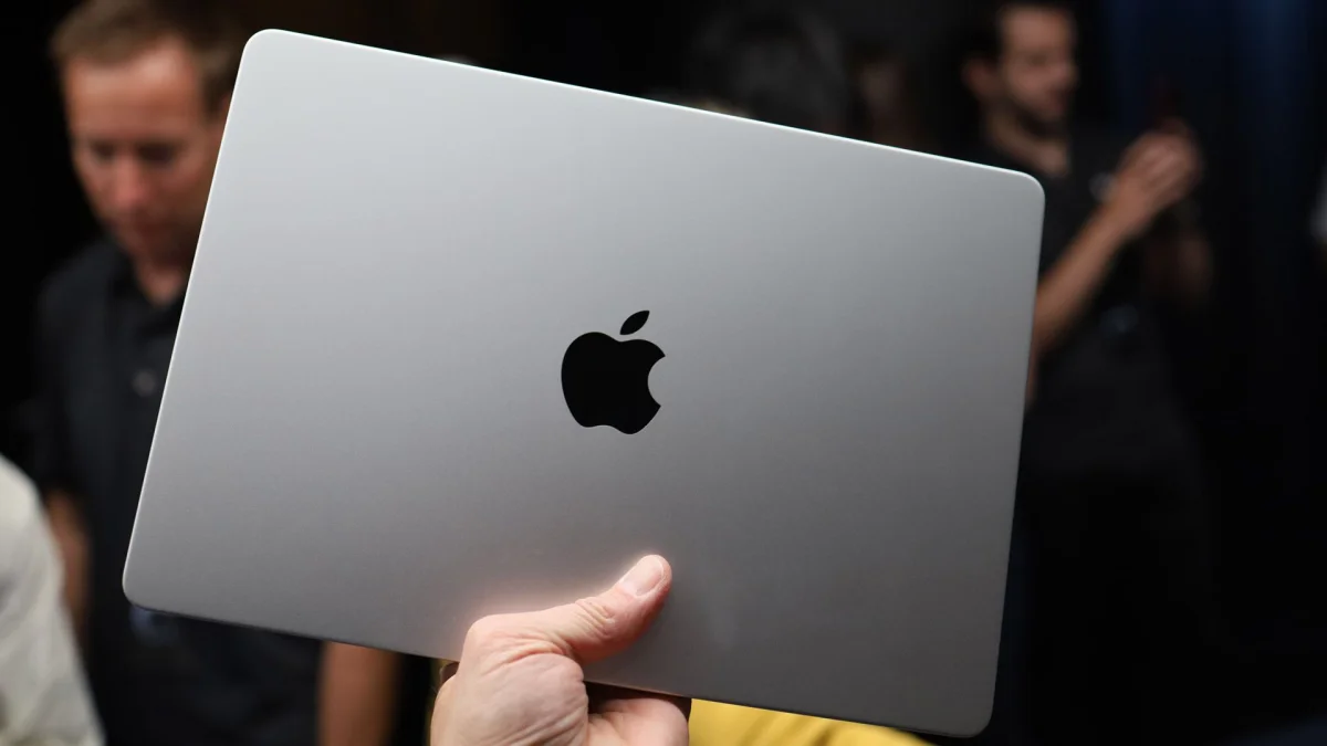 Apple Touchscreen MacBook Pro HANDS ON