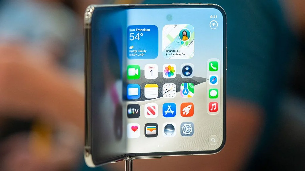 iPhone Duo Buyers May Find Launch-Day Stock in Apple Stores