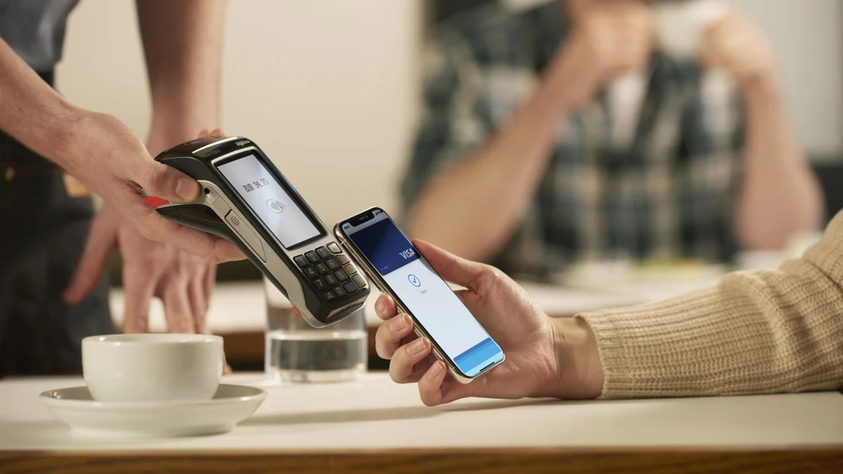 UK Proposal Could Open iPhone Tap-to-Pay to More Providers