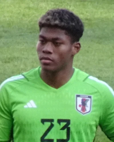 Zion Suzuki