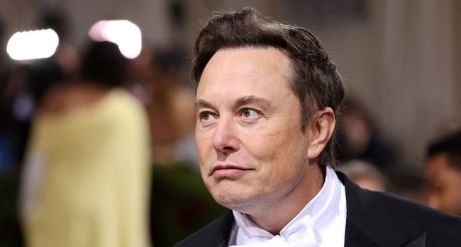 Elon Musk Digugat Karena "secara Tidak Proporsional" Memecat Karyawan Wanita